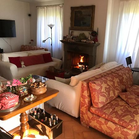 Bed and Breakfast Casale Vicino Al Golf Nazionale Monterosi Экстерьер фото